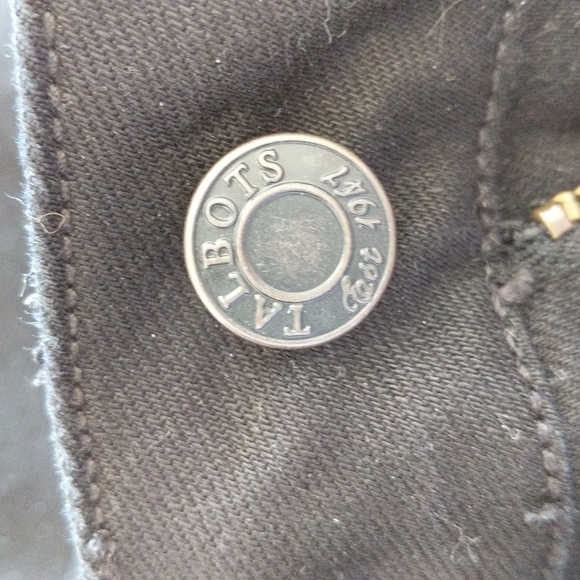 Talbot's Black Curvy Slim Ankle Jeans Size 2/26 - Picture 7 of 10